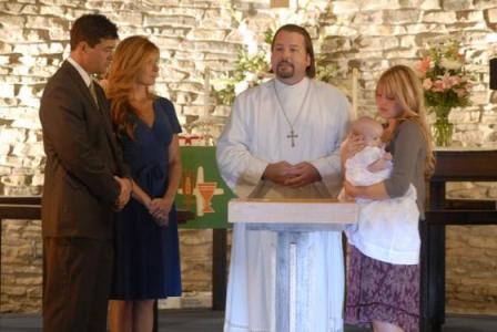Gracie Belle se fait baptiser entourée de sa famille